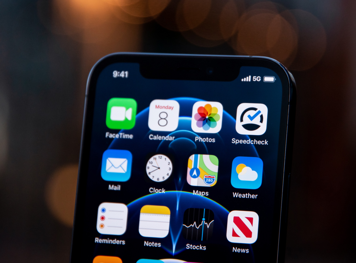 平乐苹果手机维修分享为什么 iPhone 12 在冬季会自动关机 